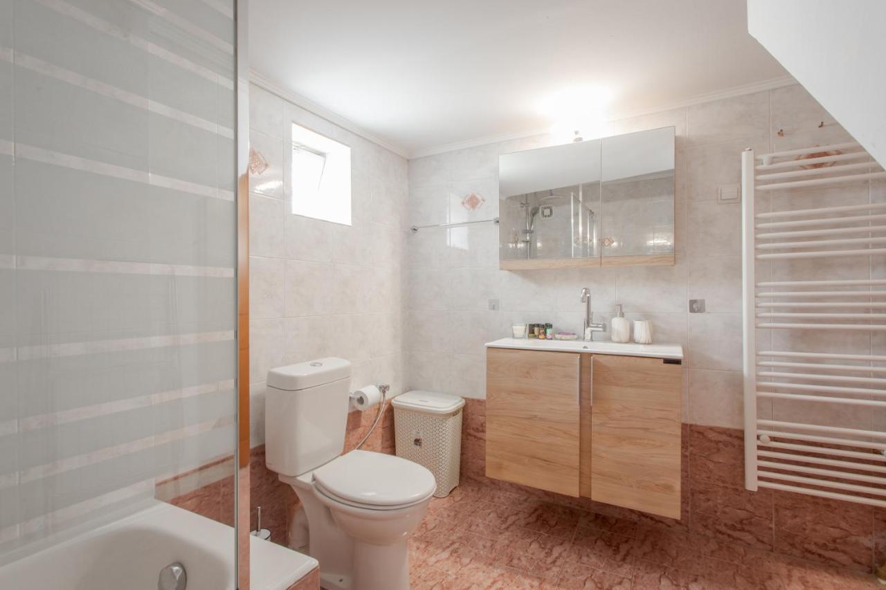 Themis City Apartment Kíssamos Esterno foto